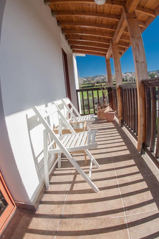 Lania Royal Oak House By Trulycyprus Villa Exterior photo